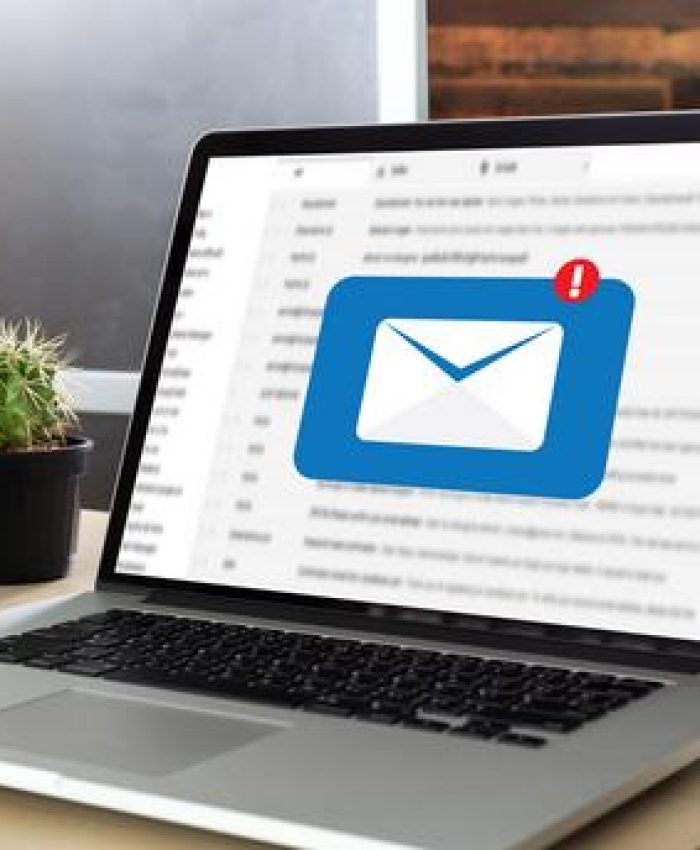 5 RAISONS D’AVOIR UNE ADRESSE MAIL PROFESSIONNELLE